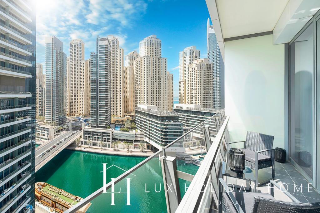 Apartment Lux The Silverene Marina View 1