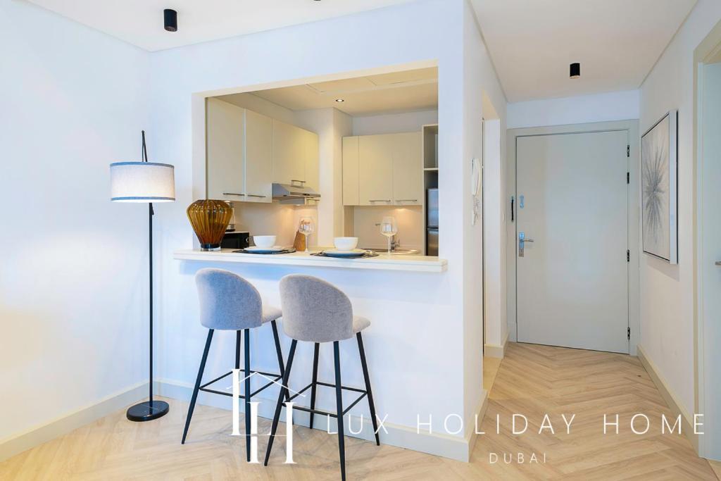 Apartment Lux The Silverene Marina View 1